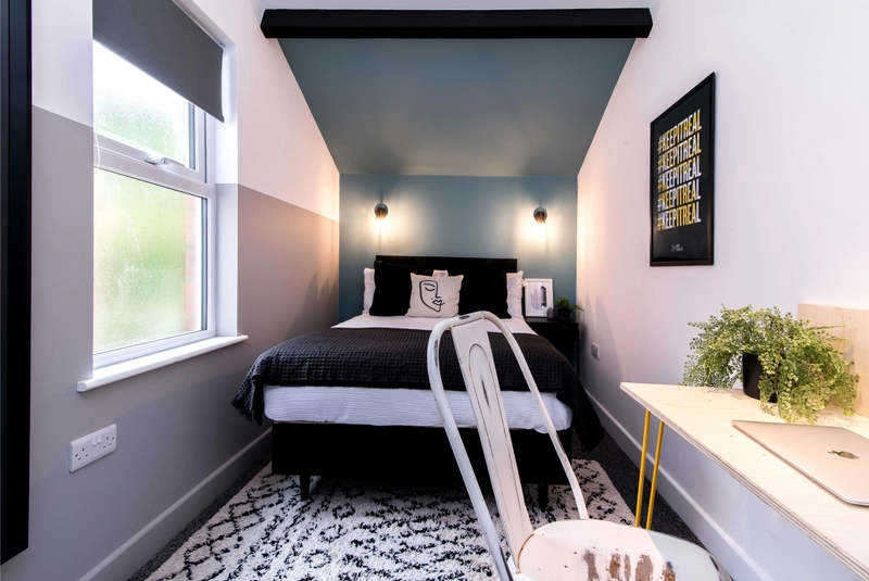Double Room Available | Bills Inc. | #BeOriginal - Thumbnail 30